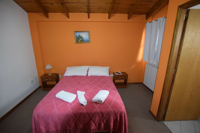 Hotel Ail�n Hoster�a