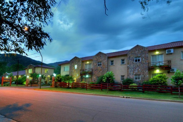 Las Palmeras Apart Hotel