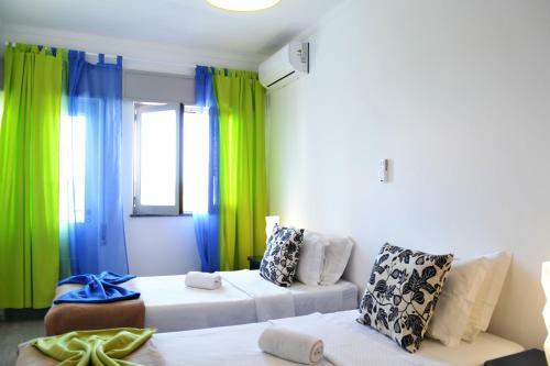 Hostal Ria Guest House
