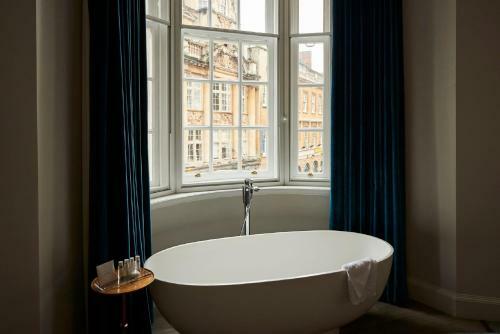 Bristol Harbour Hotel