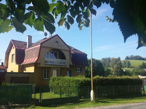 Apartm�ny Mike?