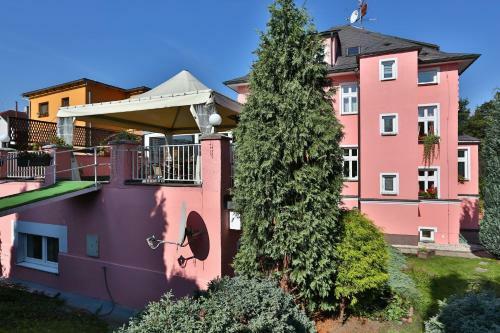 Hostal Pension Rainbow***