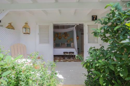 Mahona Hotel