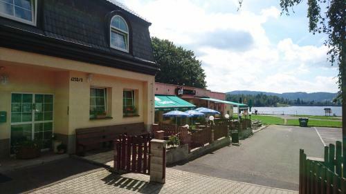 Hostal Penzion Ryb�?sk� Ba?ta
