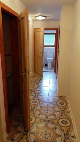 Hostal Chata Mir