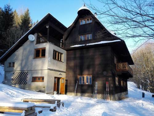 Hostal Chata Mir