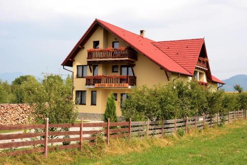 Hostal Casa Din Podee