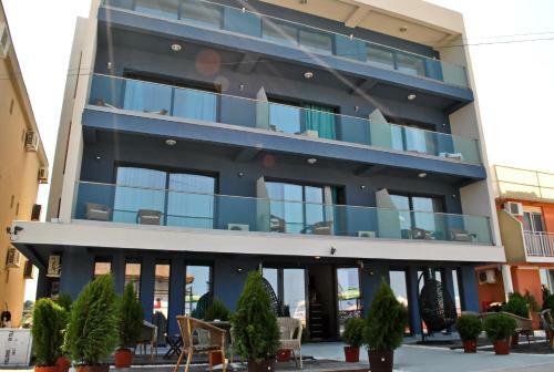 Hostal Vila Ryanna Beach