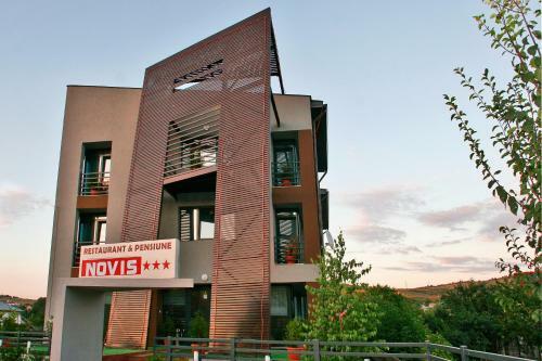 Hostal Pensiunea Novis
