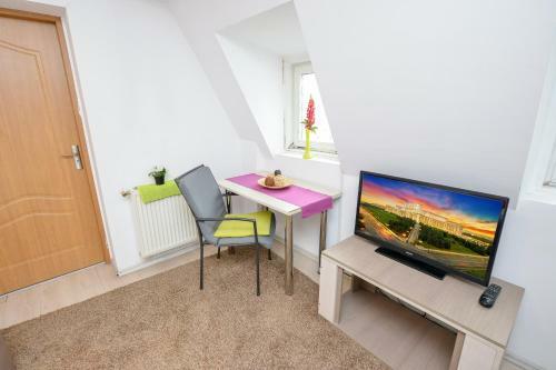 Hostal Budget Accommodation