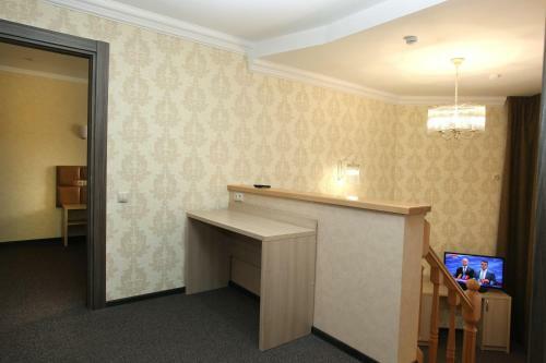 Maksim Hotel