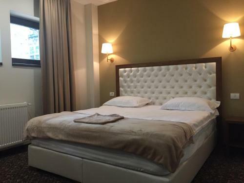 Hostal Opus Villa
