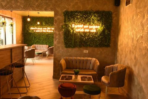 Casa Braneana- Pensiune Restaurant