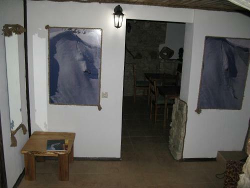 Hostal Omela Chalet