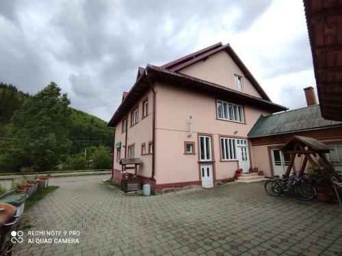 Hostal Pensiunea Viorica