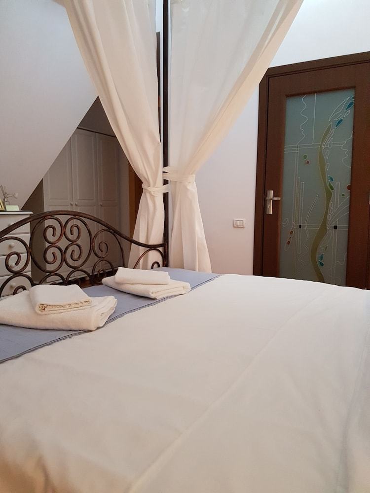 Hotel Bucharest Boutique Accommodation