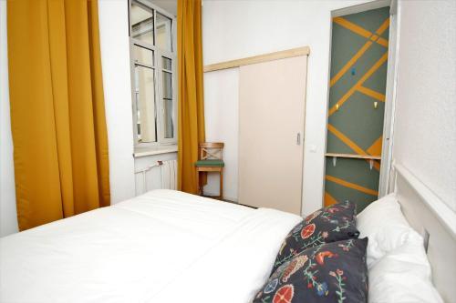 Mom, I'm Home Hostel