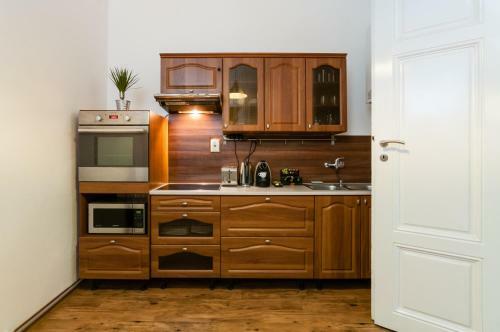 Square Apartments