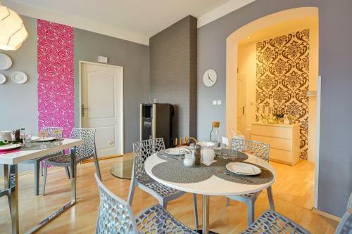 Hostal Pension Vila Hana