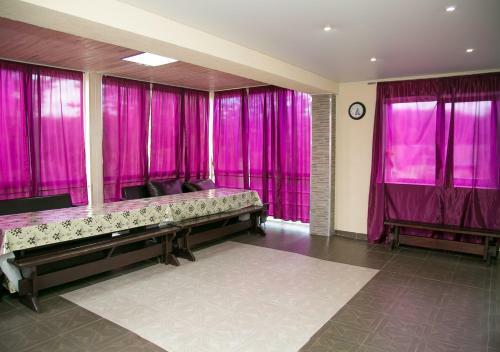 Hotel Nasha Poliana Resort
