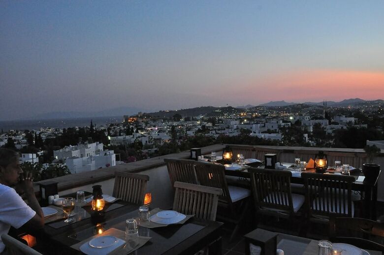 El Vino Hotel Suites