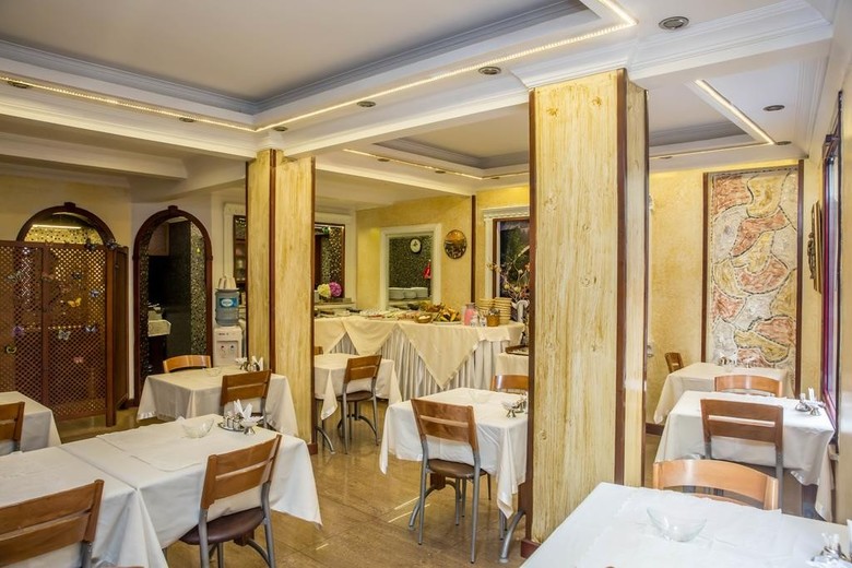 Hotel Pera Capitol
