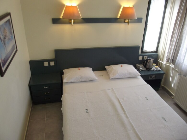 Hotel Hal-tur