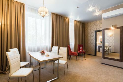 Tessa Hotel