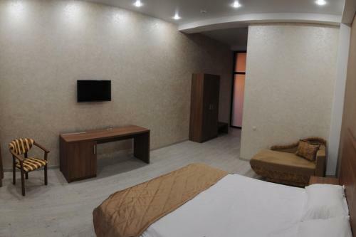 Hostal Raduzhny Guest House