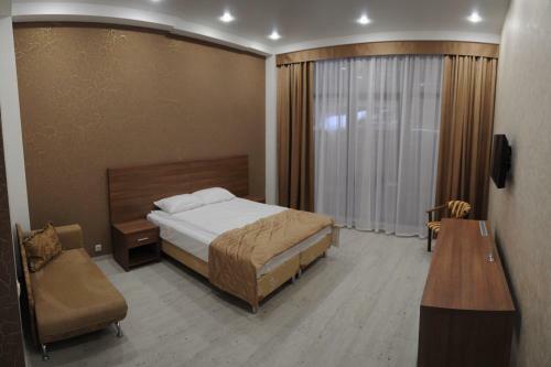 Hostal Raduzhny Guest House
