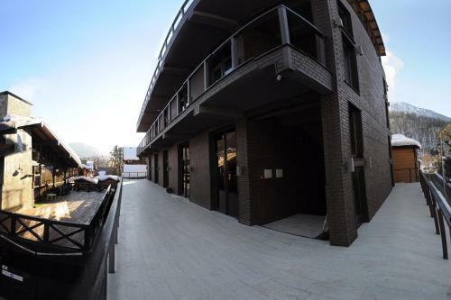 Hostal Raduzhny Guest House