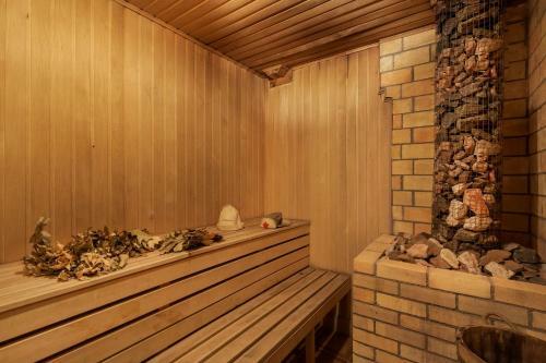 Hostal Raduzhny Guest House