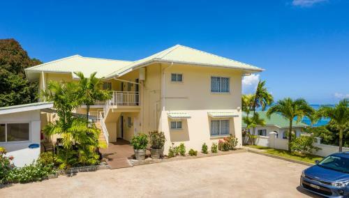 Bed & Breakfast Ocean View Guest House