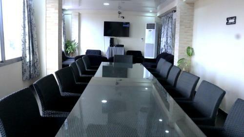 Metro Hotel