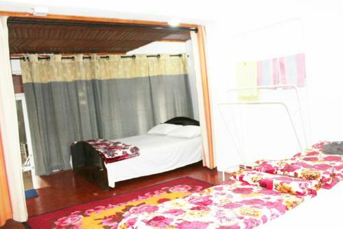 Hostal Farah Guest Inn
