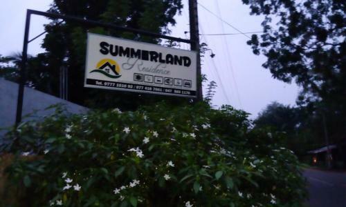 Hostal Summerland Residence