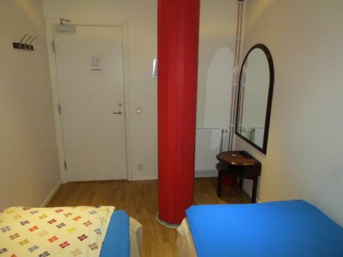 Three Crown Hostel