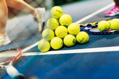 Rc Hotel Sport's & Business