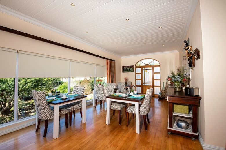 Bed & Breakfast African Tulip Guesthouse