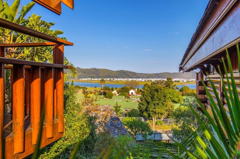Hostal Abalone Lodges