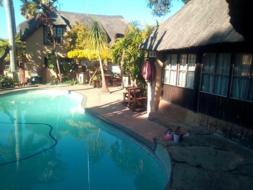 Hostal Eleventh Avenue Guesthouse & Conferencing
