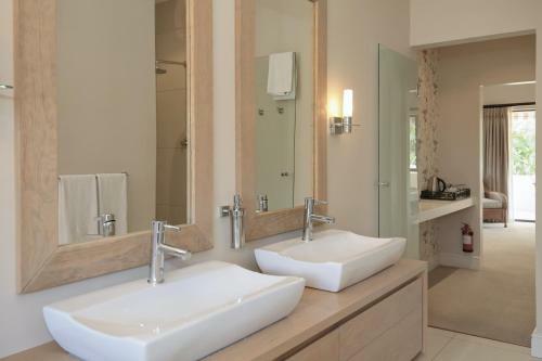 Hostal Aziza Guest House