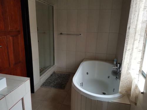 Hostal A Contempo Guesthouse