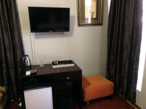 Hostal Houghton Guest House