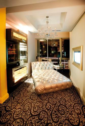 Protea Hotel Fire & Ice! By Marriott Johannesburg Melrose Arch