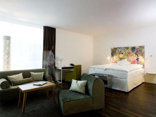 City Garden Hotel