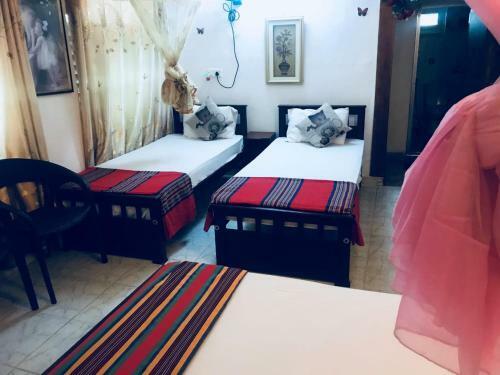 Hostal Joseph Family Villa