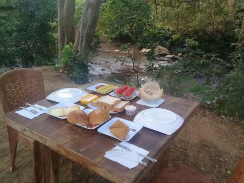 Secret River Side Safari Lodge