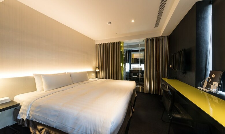 Hotel Vendome East Inn