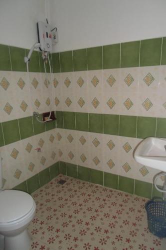 Hostal Chanaporn Place